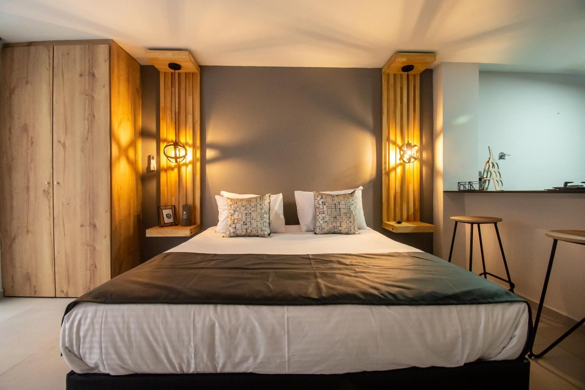 メデジンBarcelo Colivingアパートメント エクステリア 写真