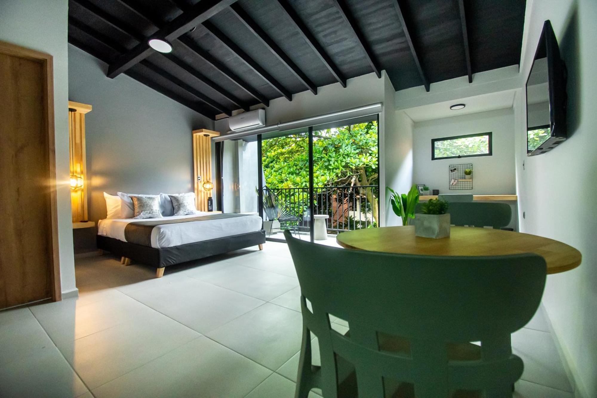 メデジンBarcelo Colivingアパートメント エクステリア 写真
