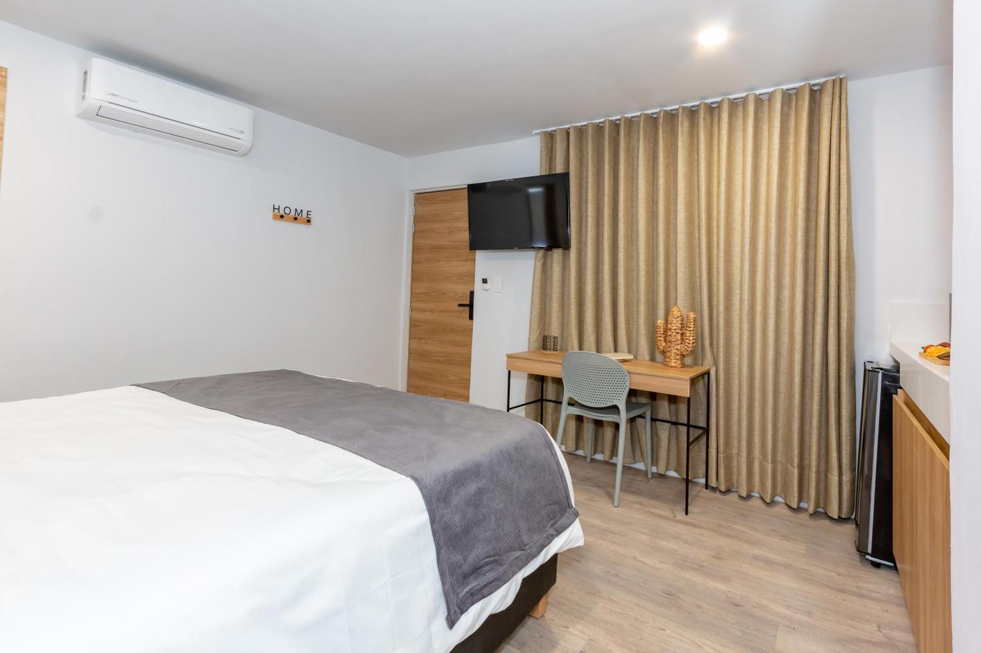 メデジンBarcelo Colivingアパートメント エクステリア 写真